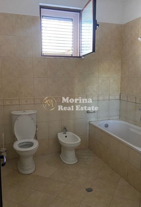 Tirane, jepet me qera shtepi 2+1 Kati 2, 120 m² 450 € (Oxhaku)