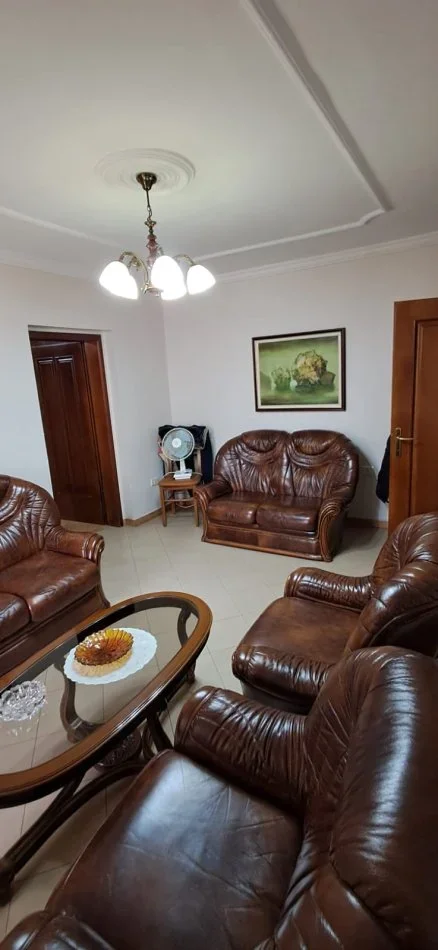 Tirane, shitet apartament 2+1+Ballkon Kati 2, 87 m² 230.000 € (BLLOK,SHESHI WILLSON)