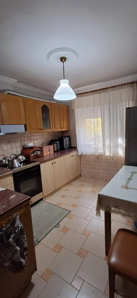 Tirane, shitet apartament 2+1+Ballkon Kati 2, 87 m² 230.000 € (BLLOK,SHESHI WILLSON)