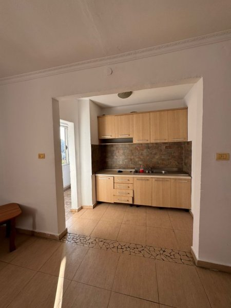 Durres, shitet apartament 1+1 Kati 4, 60 m² 55.000 € (LAGJA 18 DURRES!)