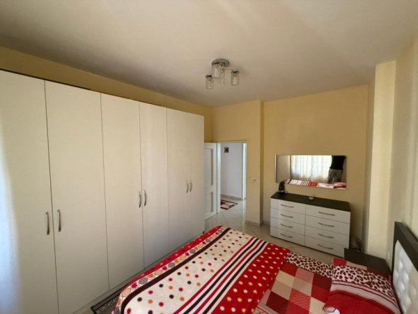 Tirane, jepet me qera apartament 2+1 Kati 2, 90 m² 500 € (Kinostudio)