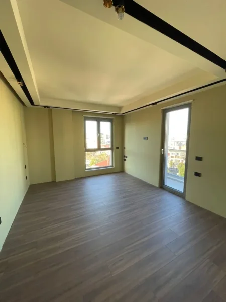Tirane, jepet me qera ambjent biznesi Kati 7, 130 m² 1.800 € (RRUGA E KAVAJES)