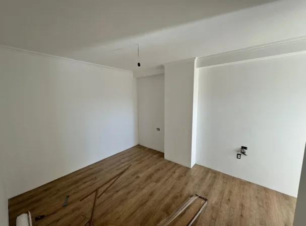 Tirane, shitet apartament 2+1 Kati 6, 103 m² 135.000 € (Unaza e Re)