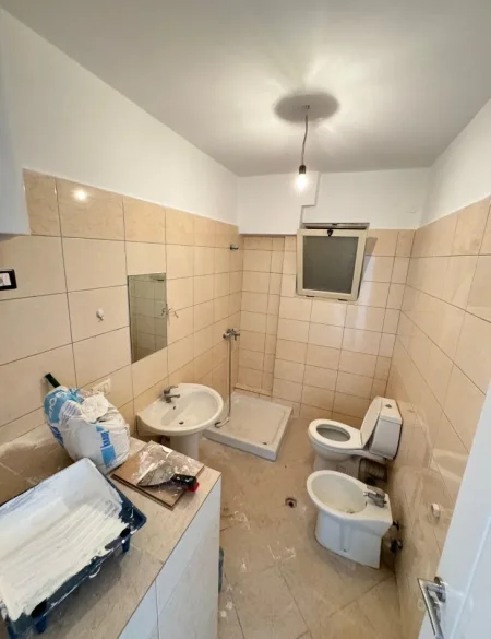 Tirane, shitet apartament 2+1 Kati 6, 103 m² 135.000 € (Unaza e Re)