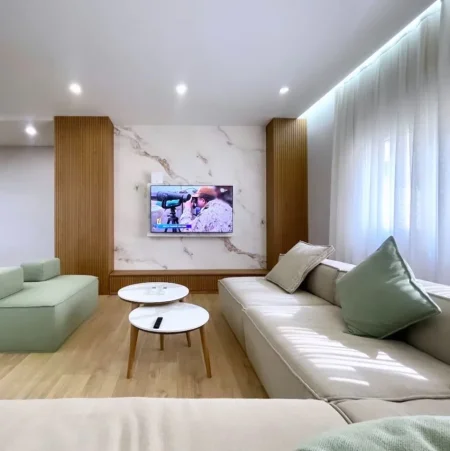 Tirane, shitet apartament 2+1 , 113 m² 350.000 € (Qender e Tiranes)