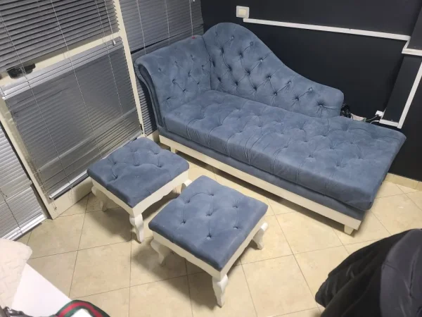 Tirane, shes Set salloni 540 €