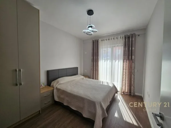 Tirane, shitet apartament 1+1 Kati 6, 67 m² 115.000 € (Rruga 3 Deshmoret)