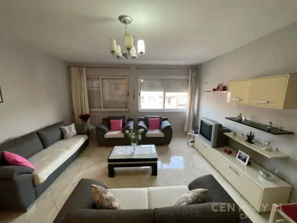 Tirane, shitet apartament 1+1+Ballkon Kati 7, 87.000 € (Rruga Denmeri)