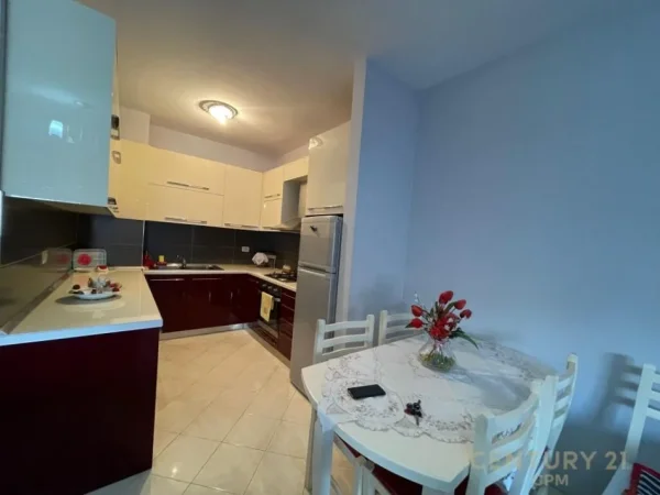 Tirane, shitet apartament 1+1+Ballkon Kati 7, 87.000 € (Rruga Denmeri)