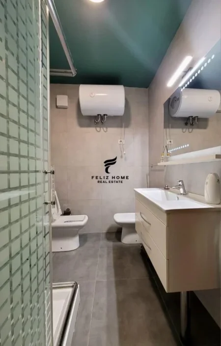 Tirane, jepet me qera apartament 2+1 Kati 6, 90 m² 1.200 € (BLLOKU)