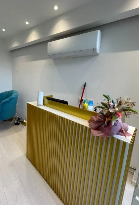 Tirane, shitet ambjent biznesi Kati 0, 64 m² (Liqeni i Thate)