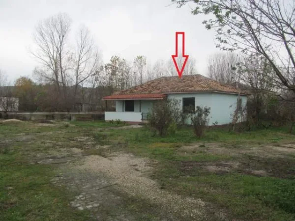 Kruje, Shitet Pemtore, Truall + Ndërtesë, Cmimi Fillestar 3,600,000 Leke (Bubq)