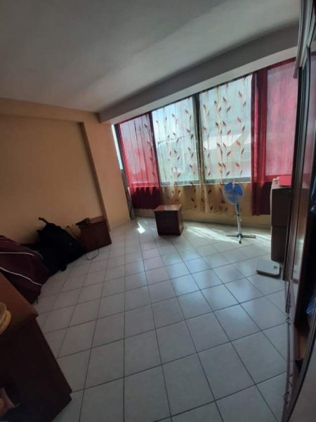 Tirane, shitet apartament 2+1 Kati 1, 906 m² 105.000 Euro (Kodra e Diellit)
