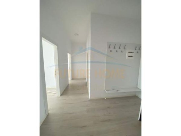 Tirane, shitet apartament 2+1+BLK Kati 10, 113 m² 210.000 Euro (Rruga e Kavajes)