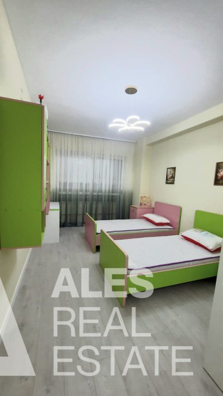 Tirane, jepet me qera apartament 2+1+A+BLK Kati 4, 120 m² 500 Euro (loni ligori)