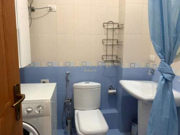 Tirane, jepet me qera apartament 2+1+BLK Kati 11, 104 m² 700  (Rruga e Dibres)