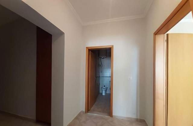 Tirane, shitet apartament 1+1 Kati 5, 75 m² 90.000 Euro (21 dhjetori)