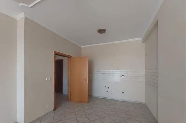 Tirane, shitet apartament 1+1 Kati 5, 75 m² 90.000 Euro (21 dhjetori)