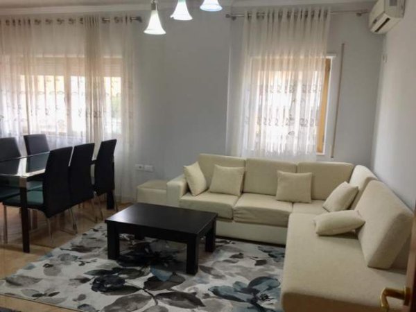 Tirane, jepet me qera apartament 2+1+BLK Kati 3, 103 m² 550 Euro (Rruga e Kavajes)