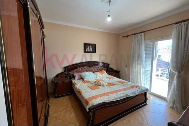Tirane, jepet me qera Vile Kati 2, 85 m² 450 Euro (Yzberisht)