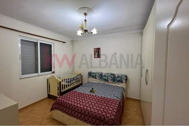 Tirane, jepet me qera Vile Kati 2, 85 m² 450 Euro (Yzberisht)