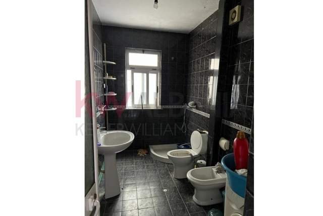 Tirane, jepet me qera Vile Kati 2, 85 m² 450 Euro (Yzberisht)