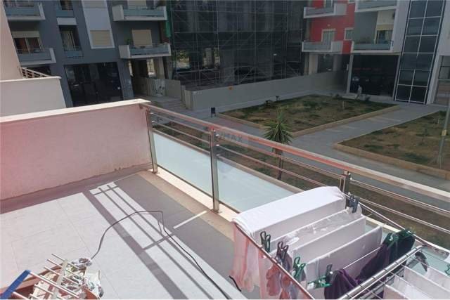 Tirane, shitet apartament 2+1+BLK Kati 3, 95 m² 95.000 Euro (Spitali Amerikan 3)