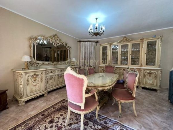 Tirane, jepet me qera Vile 3+1+A+BLK Kati 0, 160 m² 800  (Pakuqan)