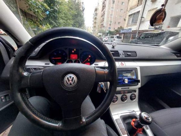 Durres, shitet makine karavan Volkswagen Passat Variant Viti 2008, 4.700 Euro