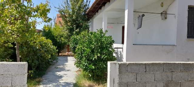 Tirane, shitet shtepi Kati 1, 250 m² 70.000 Euro (Rruga Bavaria)
