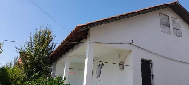 Tirane, shitet shtepi Kati 1, 250 m² 70.000 Euro (Rruga Bavaria)