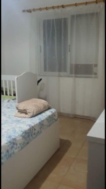 Tirane, jepet me qera apartament 1+1+BLK Kati 4, 65 m² 40.000 Leke (21 dhjetori)