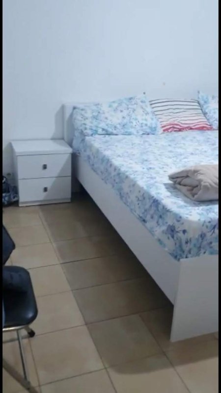 Tirane, jepet me qera apartament 1+1+BLK Kati 4, 65 m² 40.000 Leke (21 dhjetori)