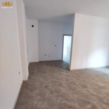 Shkembi Kavajes, shes apartament Kati 4, 90 m² 65.000 Euro (Shkembi i Kavajes)