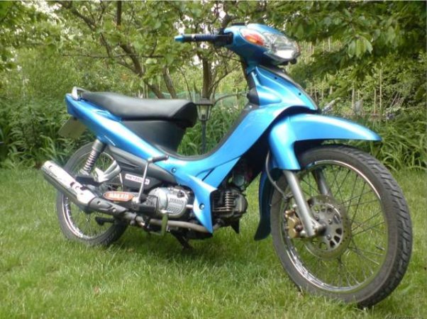 Tirane, shes Motociklete Yamaha Crypton