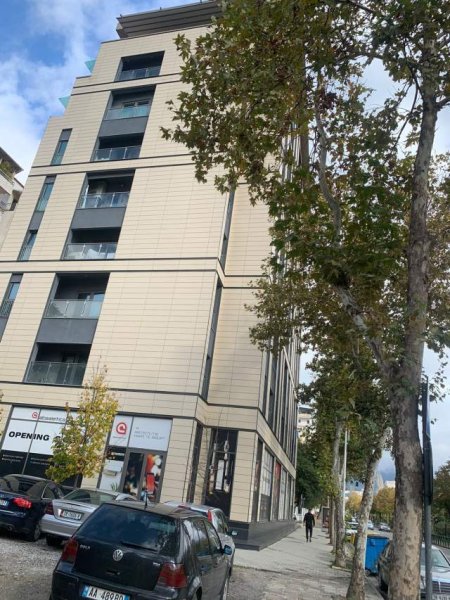 Tirane, shitet Kati 6, 190 m² 475.000 Euro