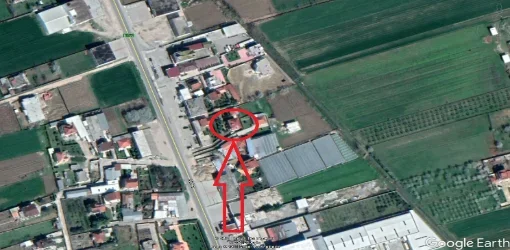 Kruje, Shitet Truall 300 m² + Ndërtesë 250 m², Cmimi Fillestar 2,448,000 Leke (Nikel)