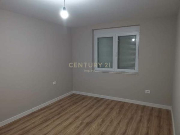 Tirane, shitet apartament 2+1 Kati 1, 78 m² 120.000 Euro (pazari i ri)