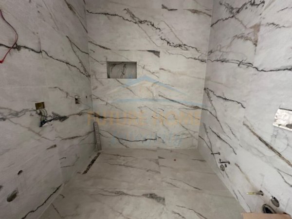Tirane, shitet apartament 2+1 Kati 5, 106 m² 277.700 € (Qemal Stafa)