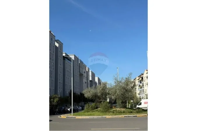 Tirane, shitet apartament 1+1+Aneks+Ballkon Kati 10, 65 m² 165.000 € (komuna e parisit)