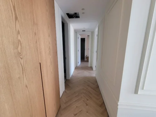 Tirane, jepet me qera apartament 2+1 Kati 5, 115 m² 1.500 € (Kompleksi Delijorgji)