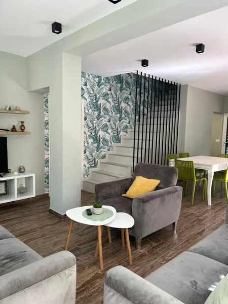 Qerret, shitet Vile 2 Katshe Kati 2, 616 m² 450.000 € 