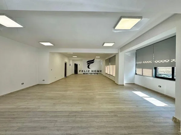 Tirane, jepet me qera dyqan Kati 0, 200 m² 6.000 € (RRUGA E KOSOVAREVE)