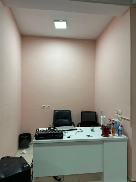 Tirane, shitet ambjent biznesi Kati 0, 80 m² 300.000 € (Myslym Shyri)