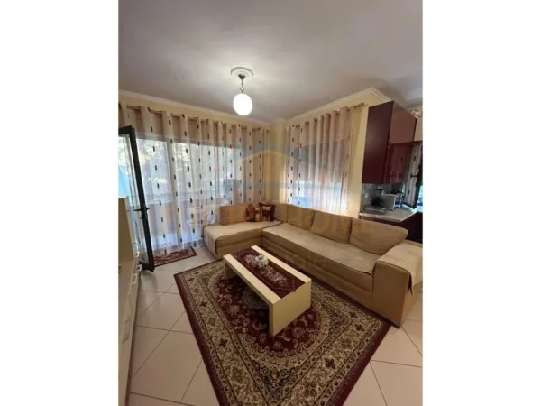 Tirane, shitet apartament 1+1+Ballkon Kati 2, 73 m² 115.000 € (Ali demi)