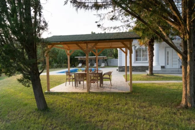 Tirane, jepet me qera Vile 1 Katshe Kati 1, 120 m² 1.000 € (BALDUSHK)