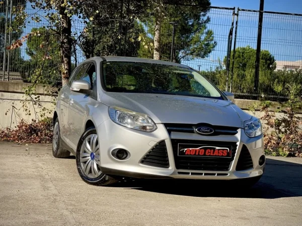 Tirane, shes me portobagazh FORD FOCUS TITANIUM Nafte, gri metalizato manuale Klima 174.000 km 4700 EURO OKAZION