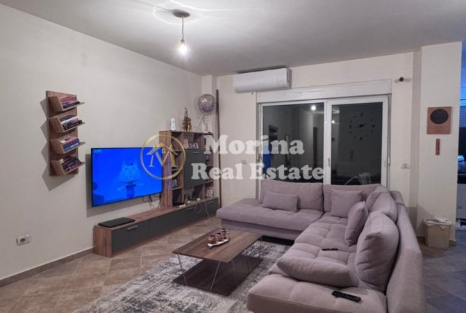 Tirane, jepet me qera apartament 2+1 Kati 4, 105 m² 650 € (Liqeni Thate)