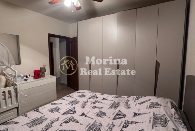 Tirane, jepet me qera apartament 2+1 Kati 4, 105 m² 650 € (Liqeni Thate)