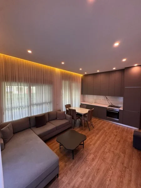 Tirane, shes apartament 1+1+Ballkon Kati 2, 61 m² 115.000 € (ali demi)